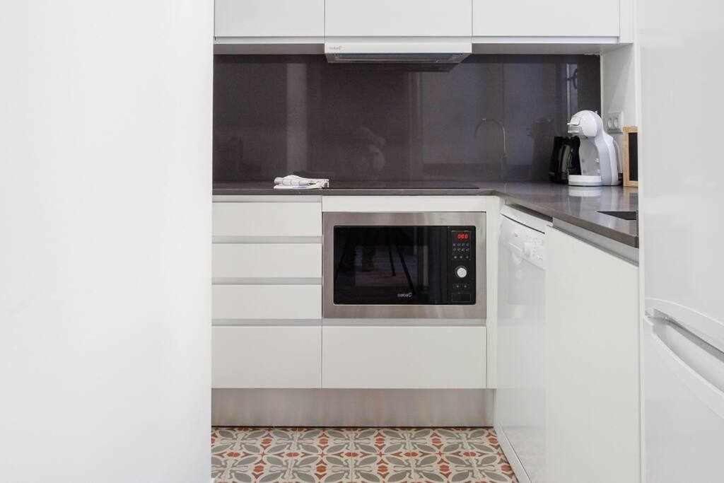 Sleep & Stay Home With Balcony Bonaventura 3 Херона Екстериор снимка
