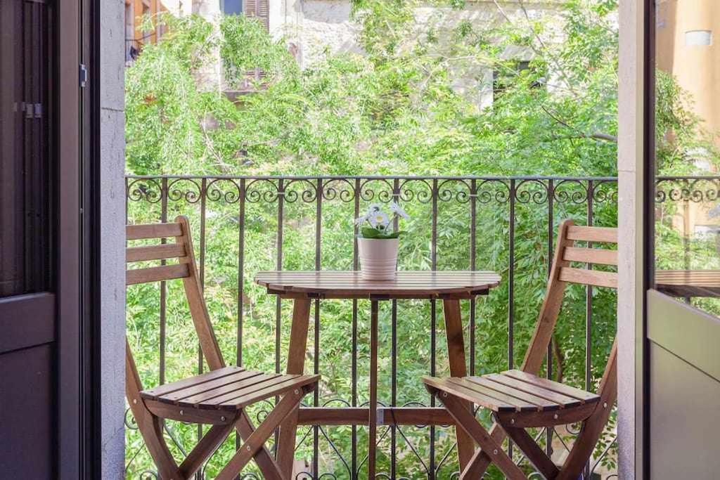 Sleep & Stay Home With Balcony Bonaventura 3 Херона Екстериор снимка