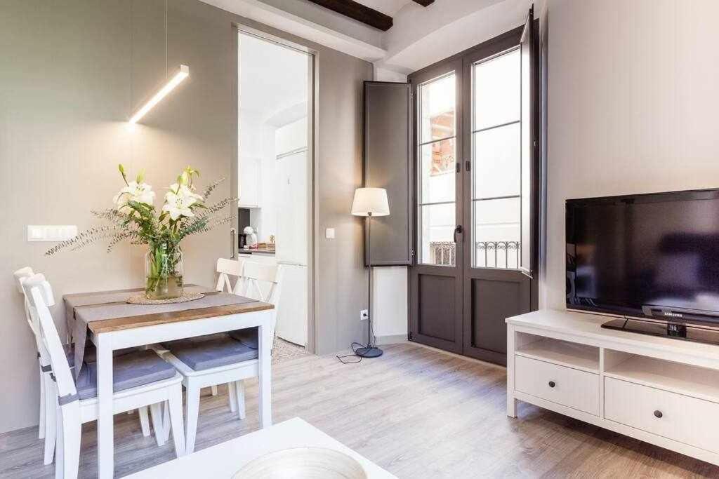 Sleep & Stay Home With Balcony Bonaventura 3 Херона Екстериор снимка